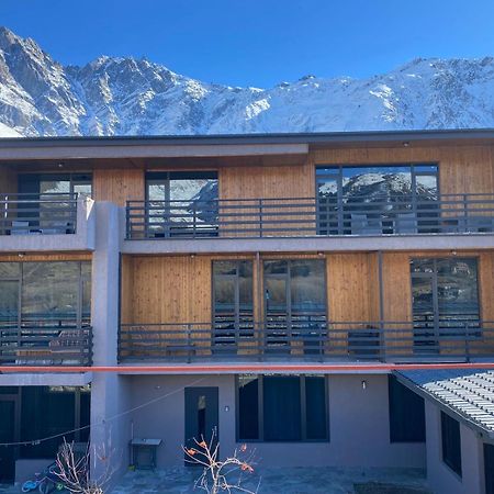 Old District Hotel Kazbegi Luaran gambar