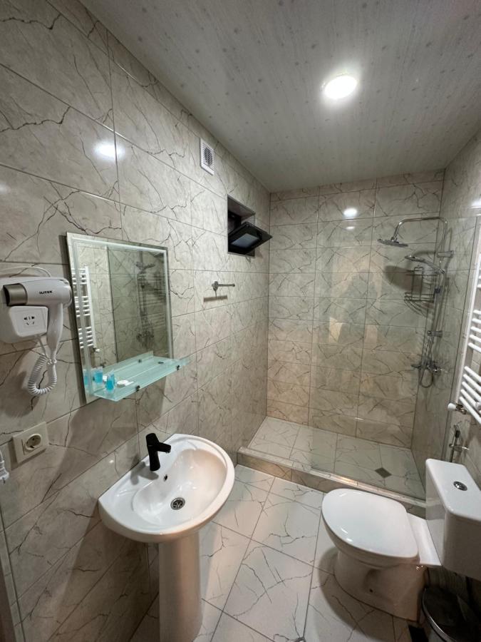 Old District Hotel Kazbegi Luaran gambar