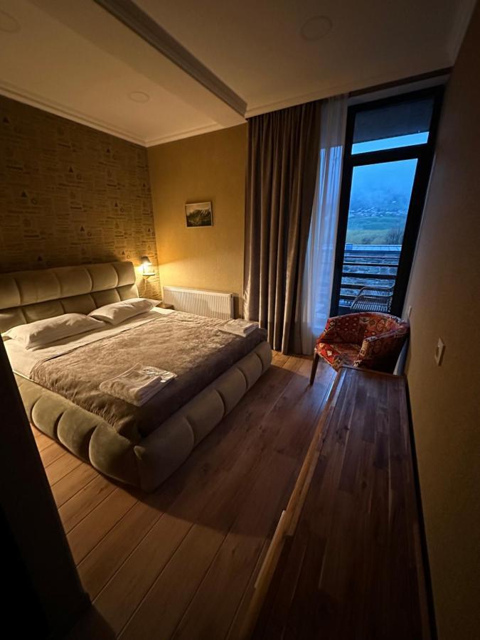 Old District Hotel Kazbegi Luaran gambar