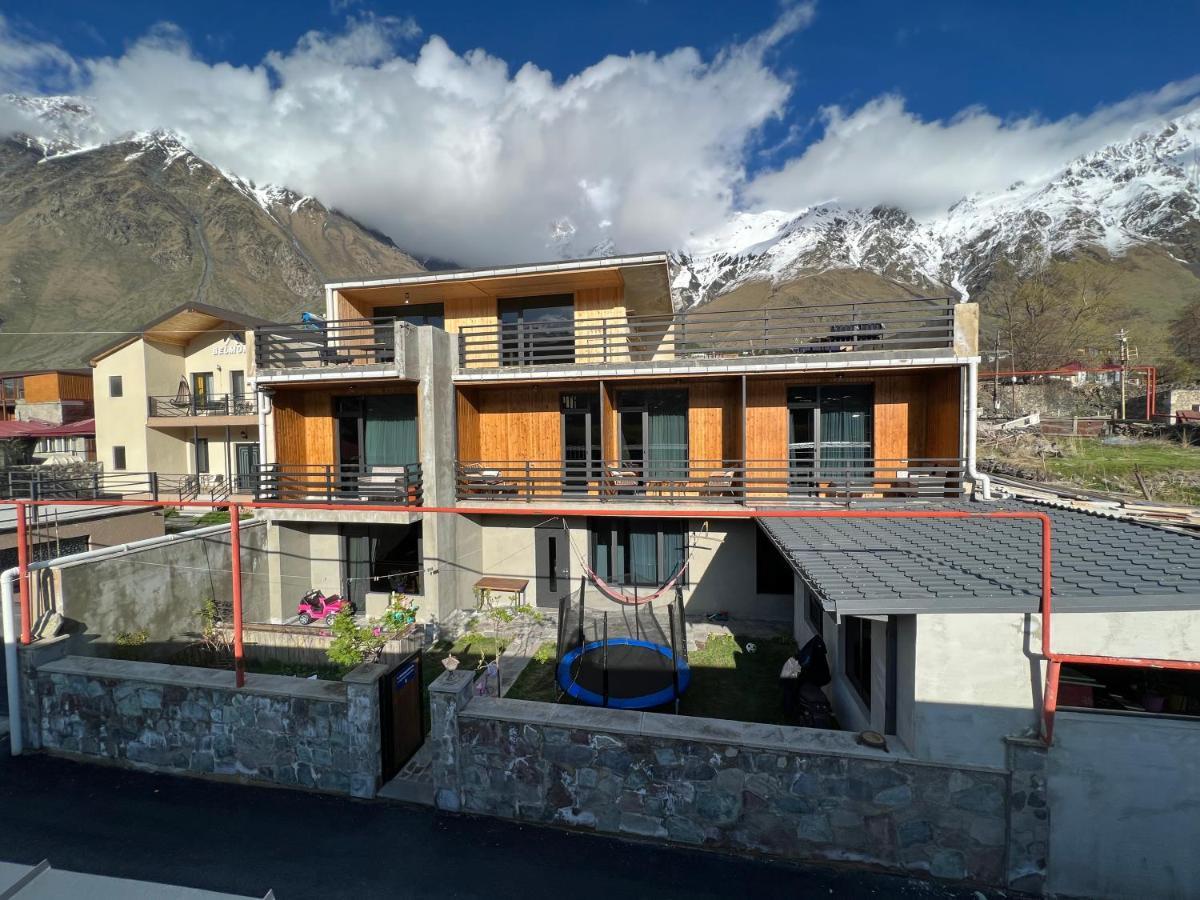 Old District Hotel Kazbegi Luaran gambar